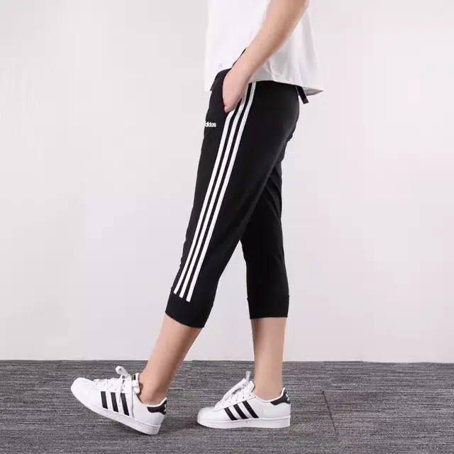 adidas W E 3S 34PT SJ Logo
