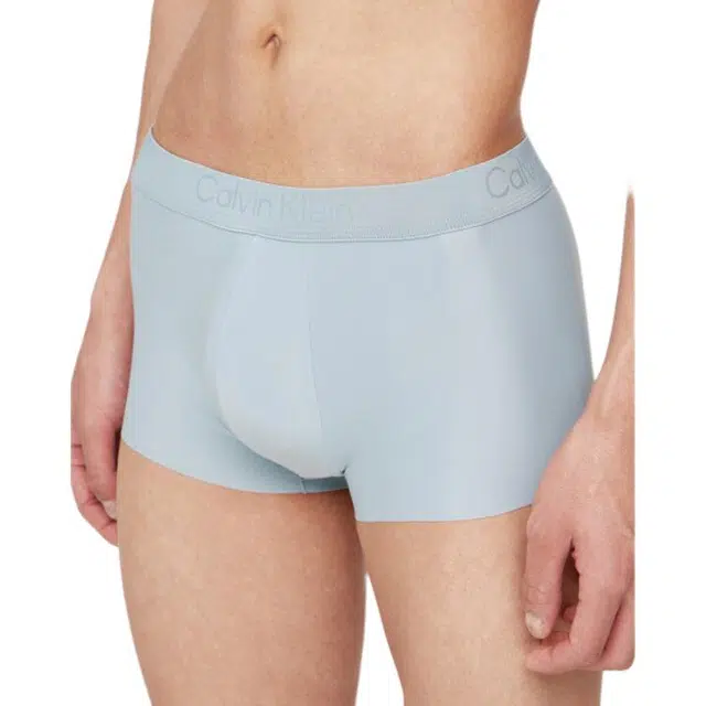 CALVIN KLEIN 1