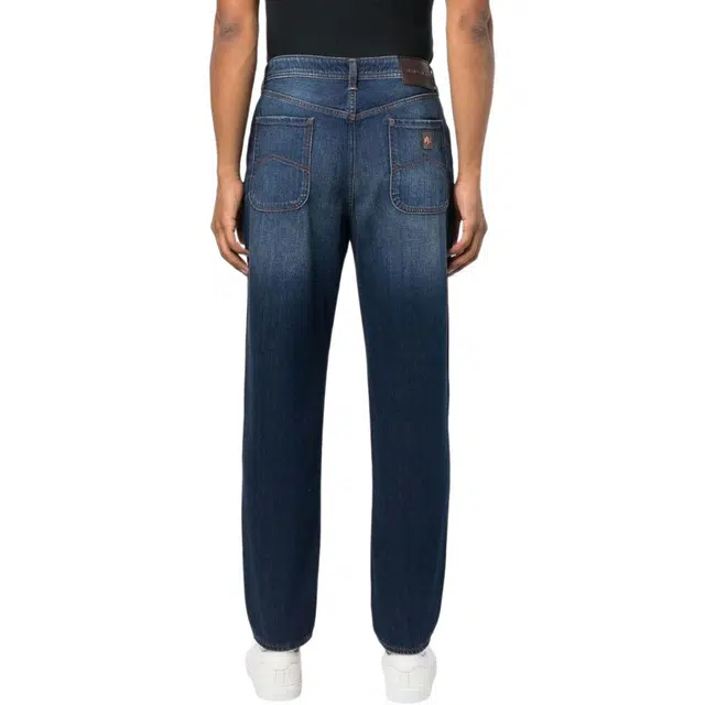 ARMANI EXCHANGEAE