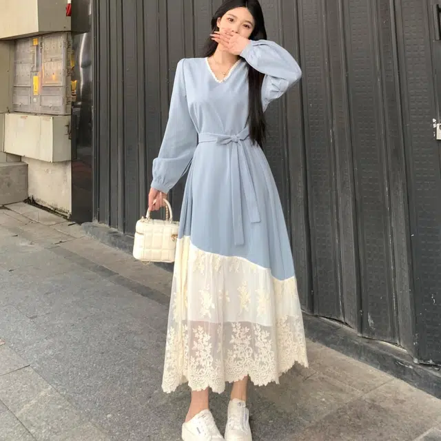 古莲菲 冷淡系法式高级感气质长袖连衣裙 女款 浅蓝色