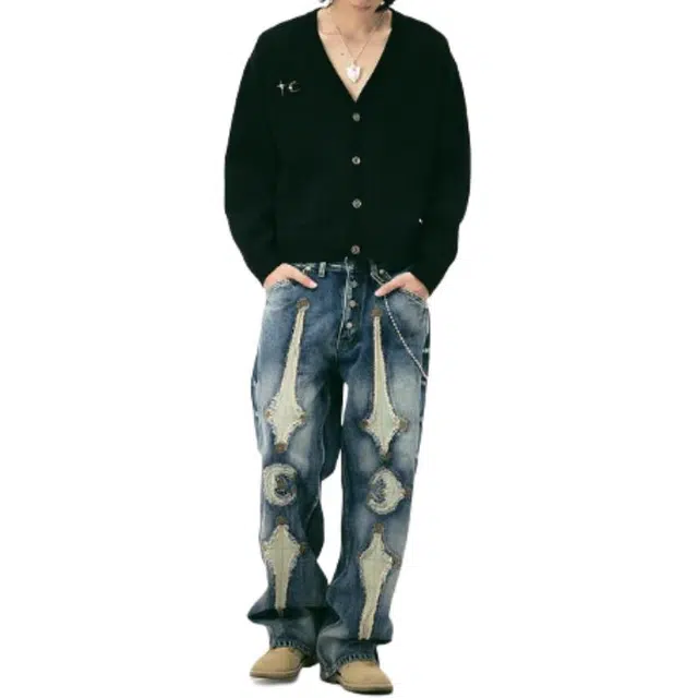 THUG CLUB FW25 FW25 TC Bone Knit Cardigan logo