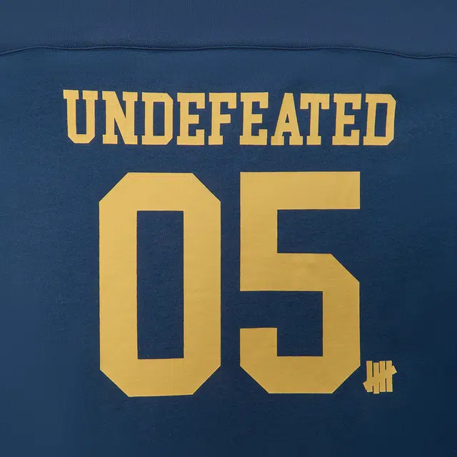 UNDEFEATED SS25 T