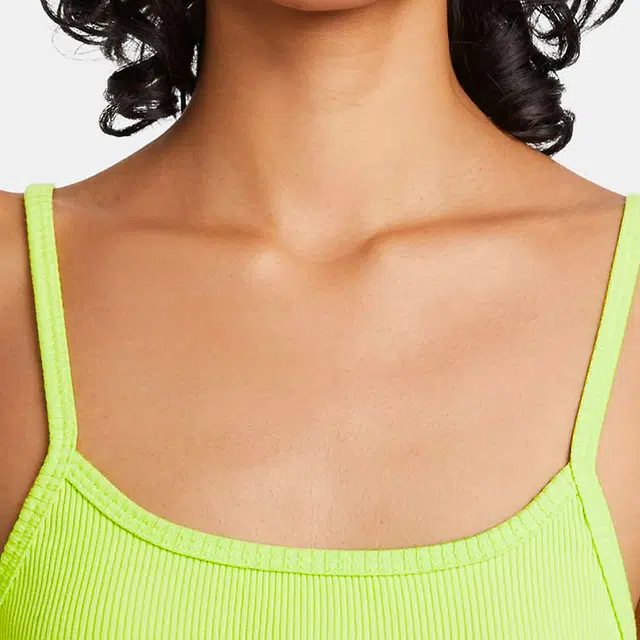 Nike Sportswear Essential