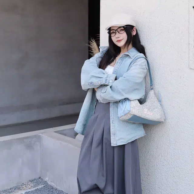 Lee