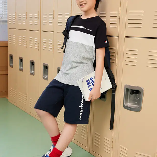 Champion T