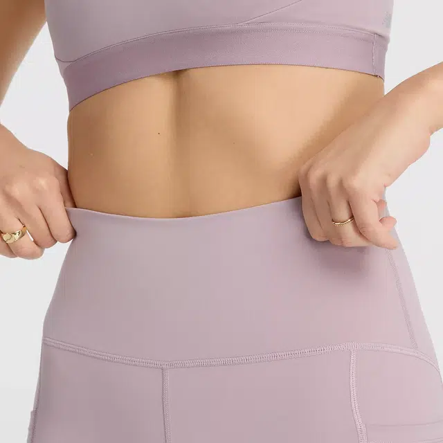 New Balance Sleek Pocket