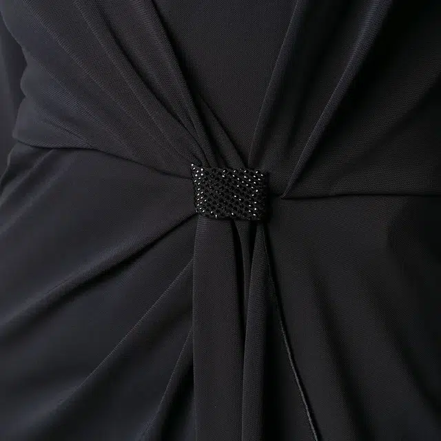 EMPORIO ARMANI SS21 V
