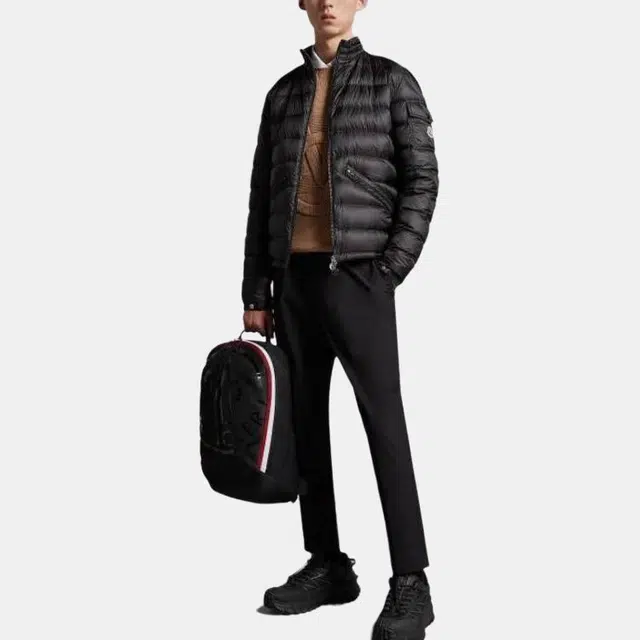 Moncler Agay Short Down Jacket