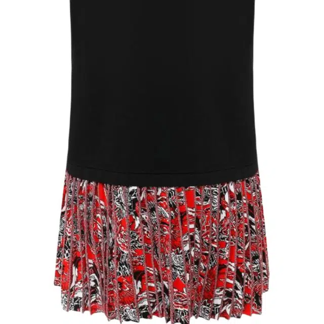 RED VALENTINO