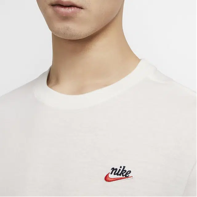 Nike Sportswear Heritage T