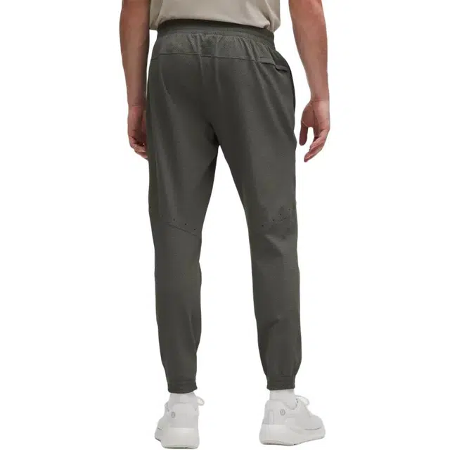 lululemon License To Train