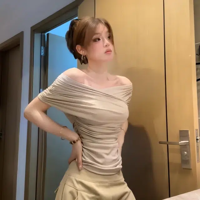 AURORA DIARY T