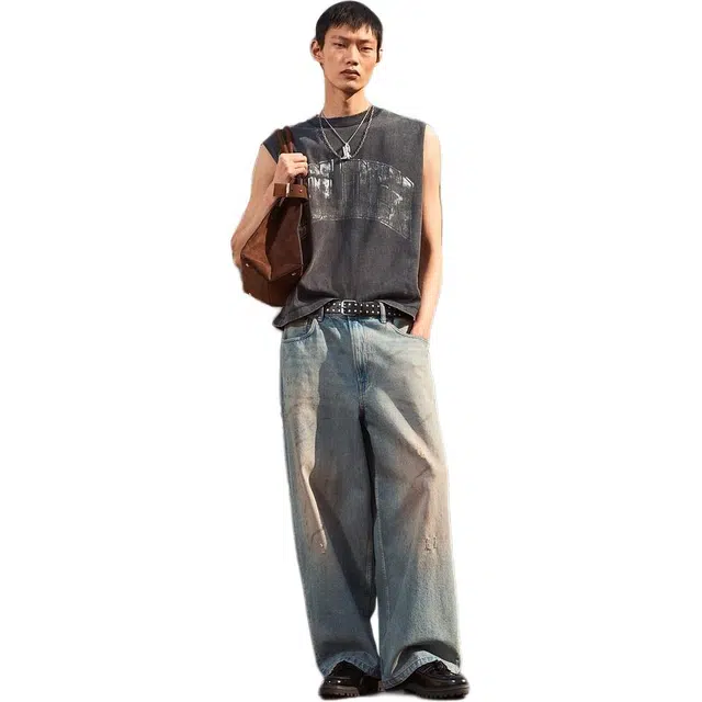 HM