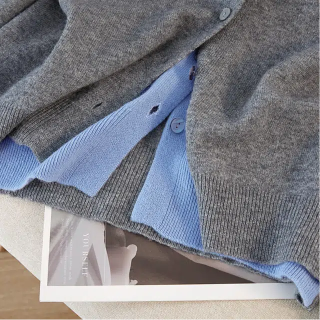 她池 简约圆领拼接撞色短款上衣假两件针织衫 女款 灰色