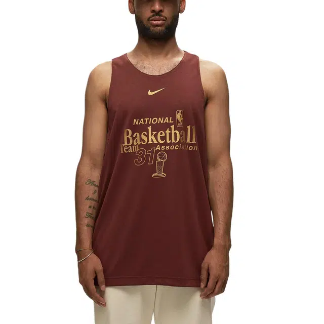 Nike Team 31 Standard Issue