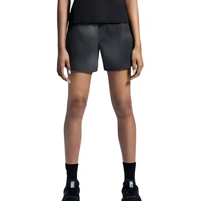 On Running Shorts Lumos