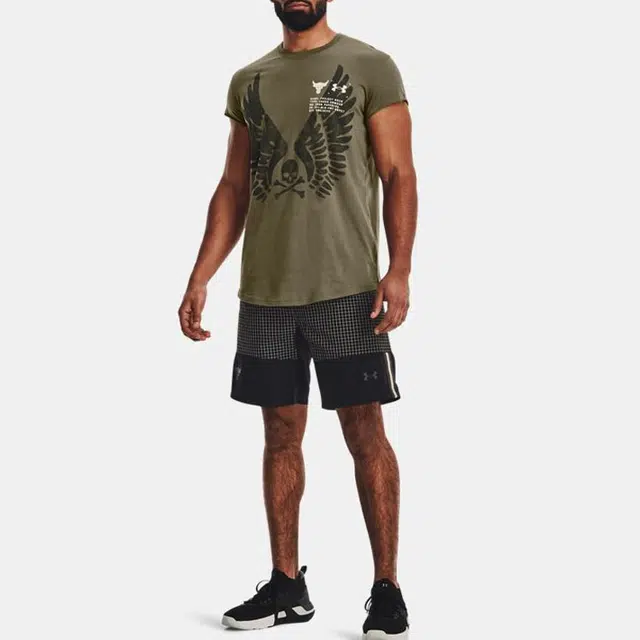 Under Armour T