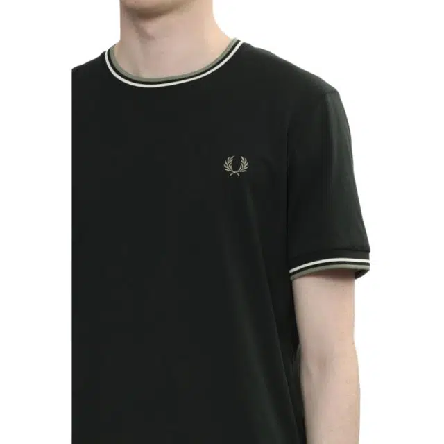FRED PERRY T