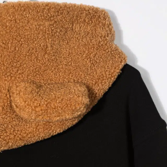 MOSCHINO FW22 Logo