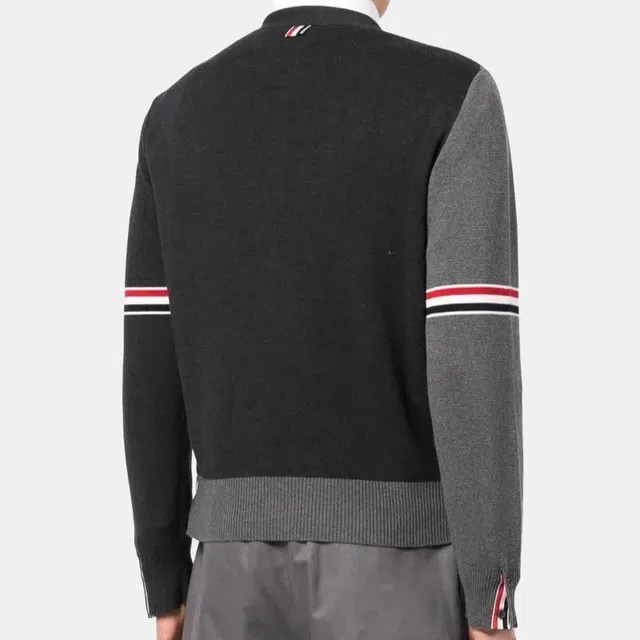 THOM BROWNE SS23 SS23 V