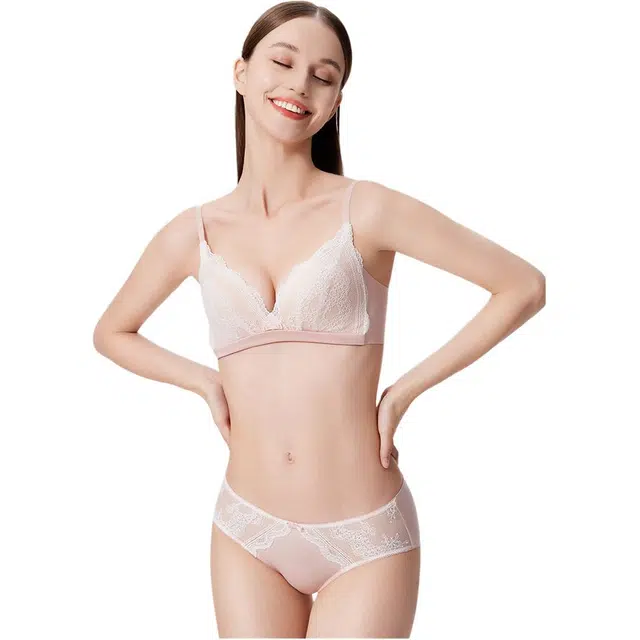 兰卓丽 性感蕾丝法式三角杯小胸聚拢无钢圈收副乳防下垂文胸 女款