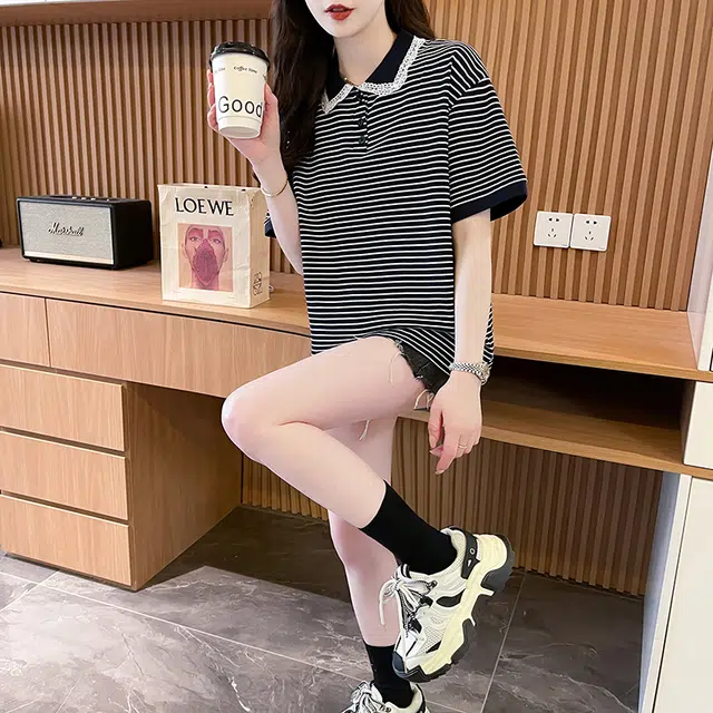 LAKESI T