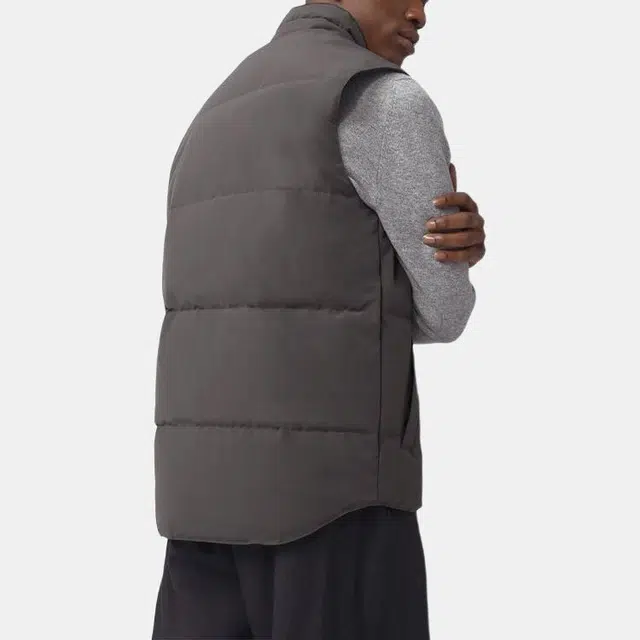 Canada Goose Garson Logo