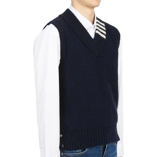 THOM BROWNE SS23 V
