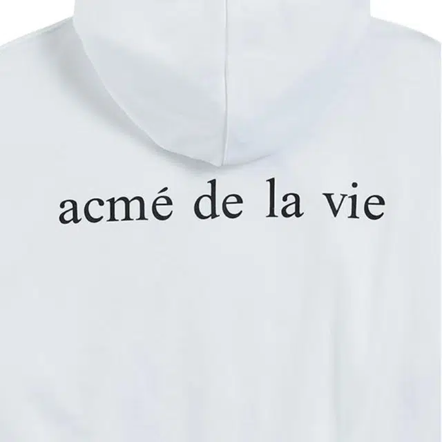 acme de la vie ADLV Pout Girl Sweatshirt White