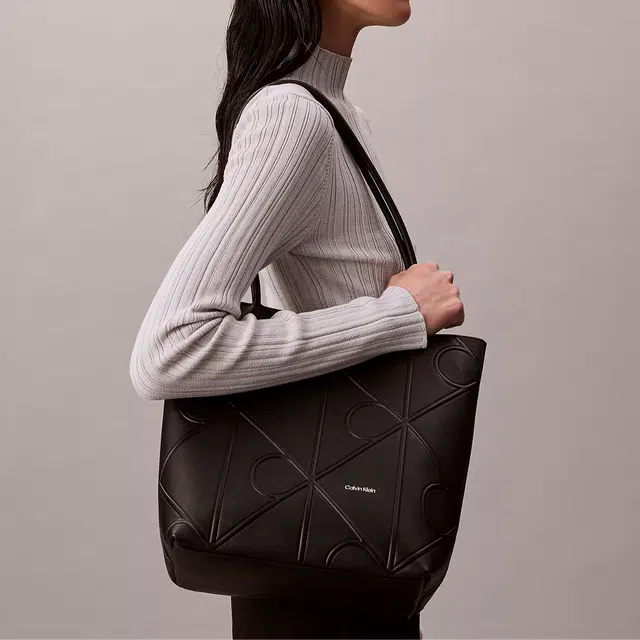 CALVIN KLEIN Tote