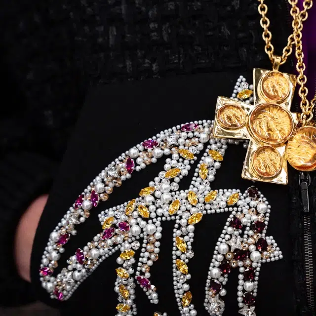 CHANEL V