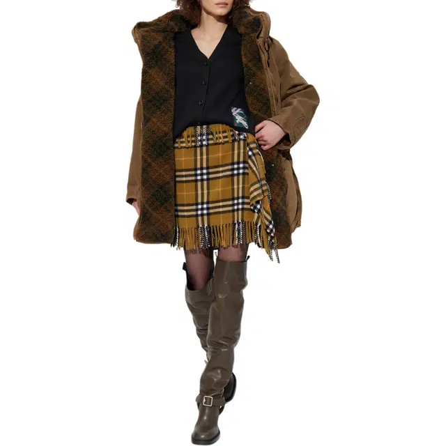 Burberry LogoV