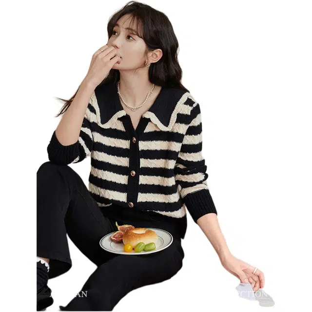 鹿向南 乌梅子酥系列 复古条纹休闲针织衫 女款 黑杏色