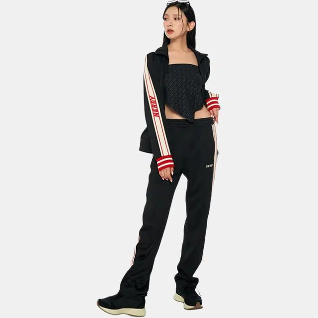 NERDY FW22 Logo tape