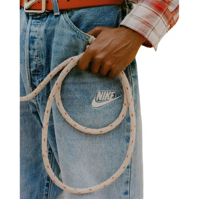 levis x Nike DROP8