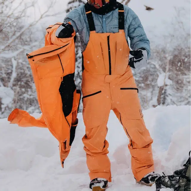 BURTON AK GORE-TEX 3L