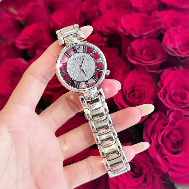 VERSACE