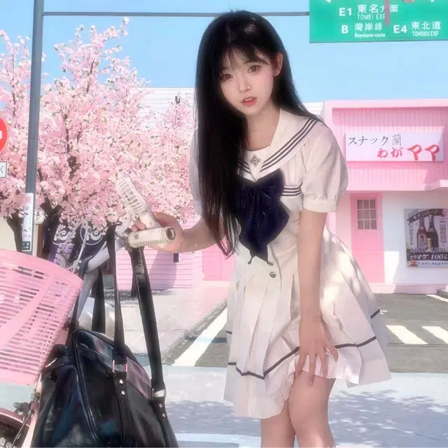 Kiki Clothing Boutique JK