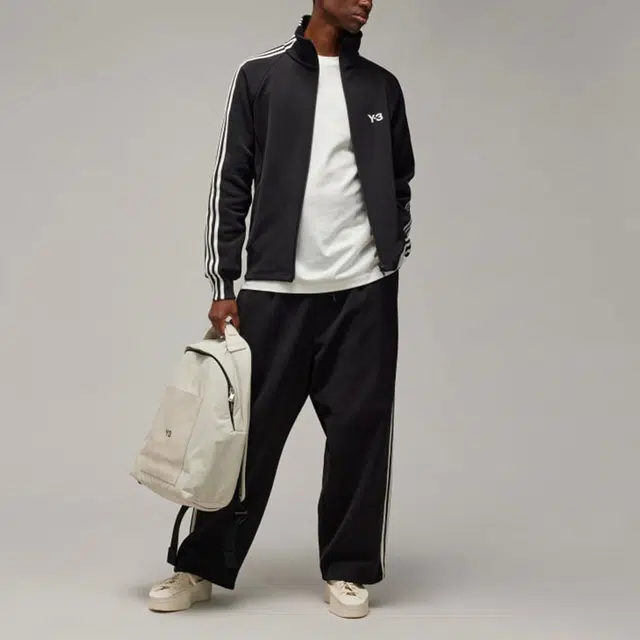 Y-3