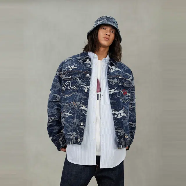 EVISU 2025