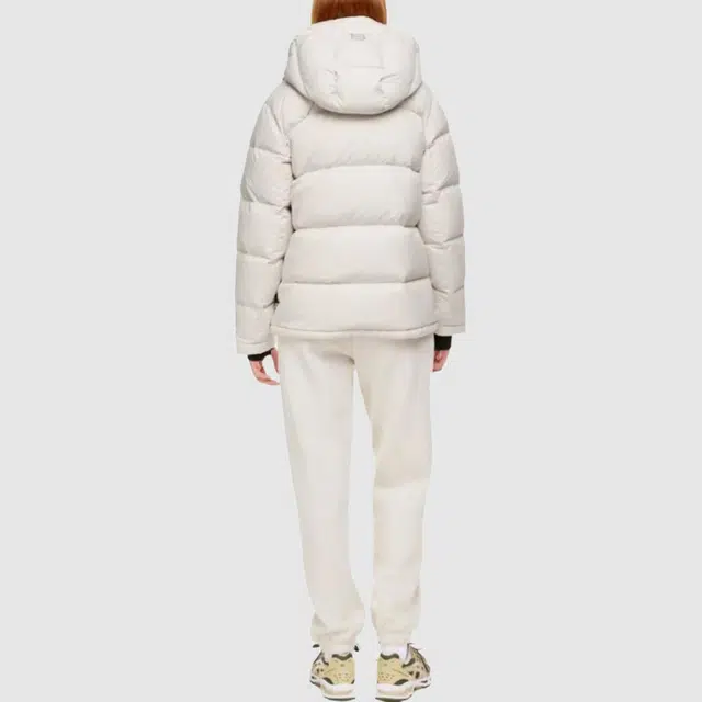 ARITZIA Super Puff cliMATTE Original 5
