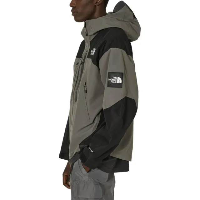 THE NORTH FACE