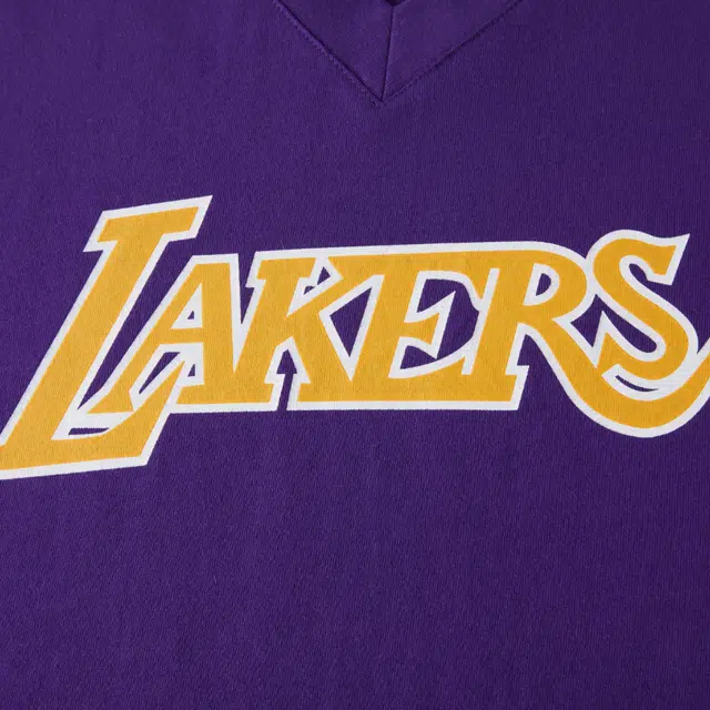 Mitchell Ness x NBA T