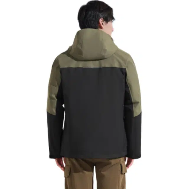 探路者  户外休闲舒适三合一  防水防风保暖防泼水冲锋衣 男款 极地白\军绿\黑色