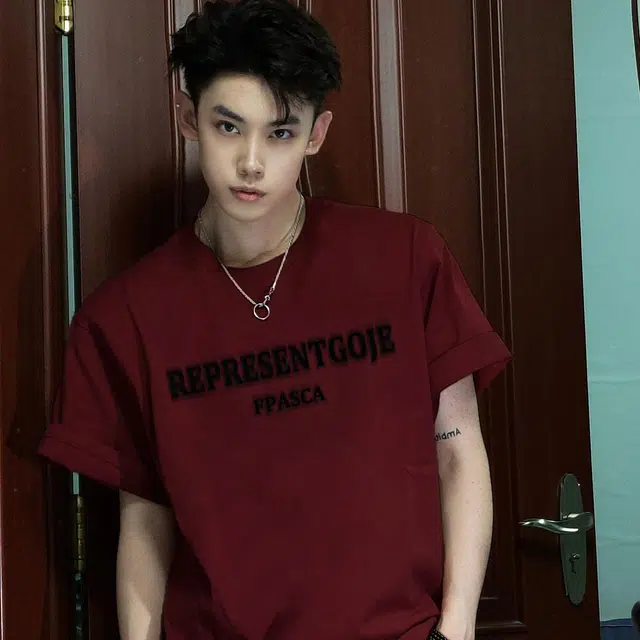 HIPHOPPUNKS T