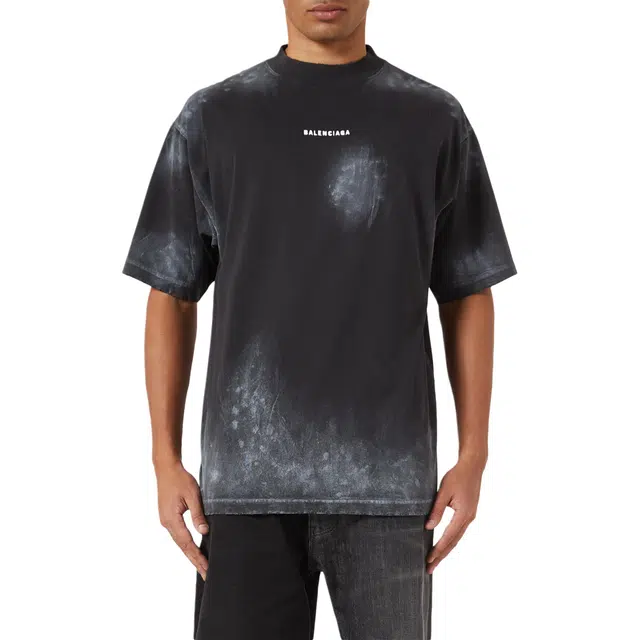 Balenciaga T