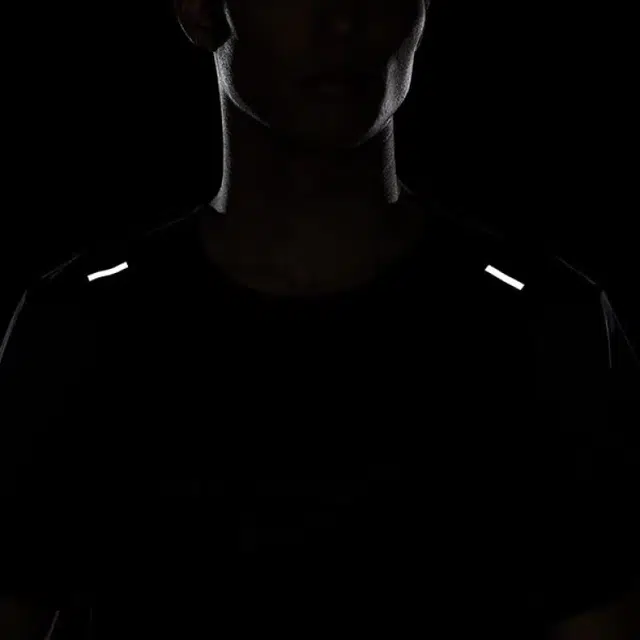 Nike T