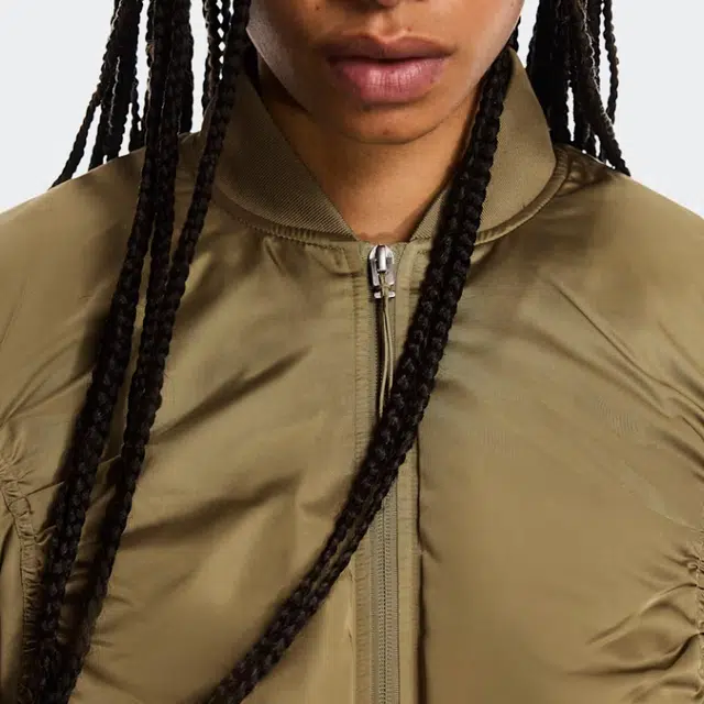 On Bomber