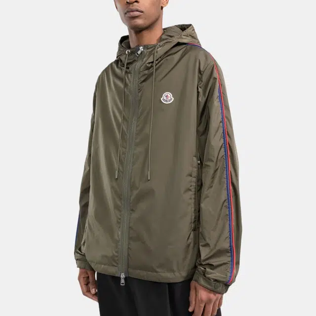 Moncler FW22 Logo