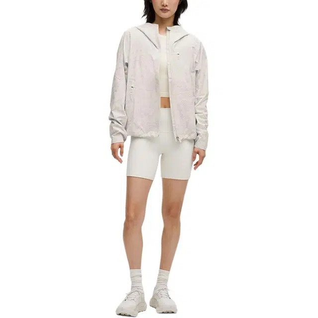 lululemon SS25 City-to-Hike LTIV